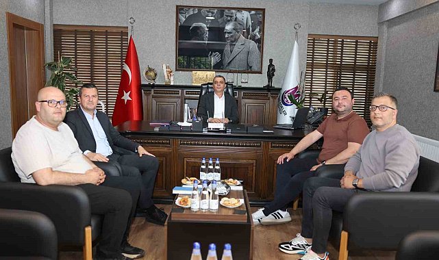 Şehzadeler Belediyesinden personeline bayram müjdesi