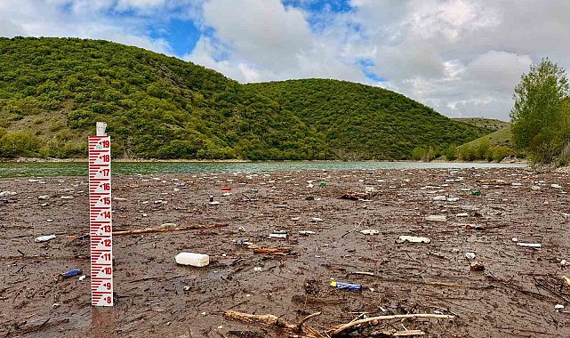 Sel suları geride çevre kirliliği bıraktı