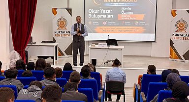 Siirt Kurtalan'da 'Başarıda arkadaş seçimi' konferanslarına yoğun ilgi
