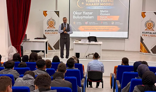 Siirt Kurtalan'da 'Başarıda arkadaş seçimi' konferanslarına yoğun ilgi