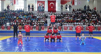 Siirt'te 19 Mayıs coşkuyla kutlandı