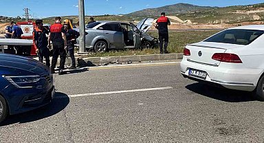 Siirt'te iki otomobil çarpıştı: 6 yaralı