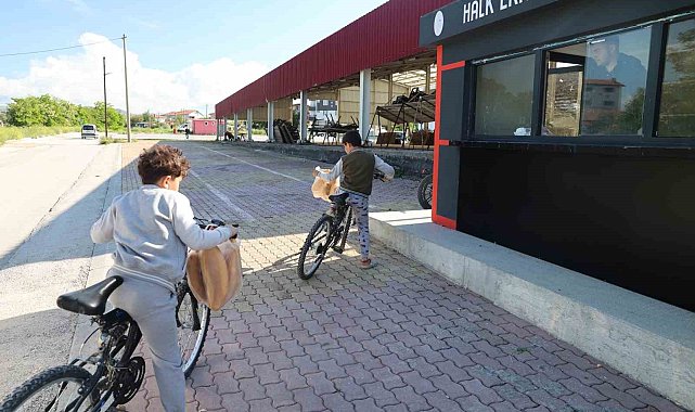 Son teknoloji tesiste üretilen halk ekmeğe yoğun ilgi