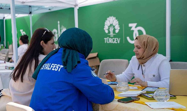 SosyalFest 2026'da TÜRGEV standına genç akını