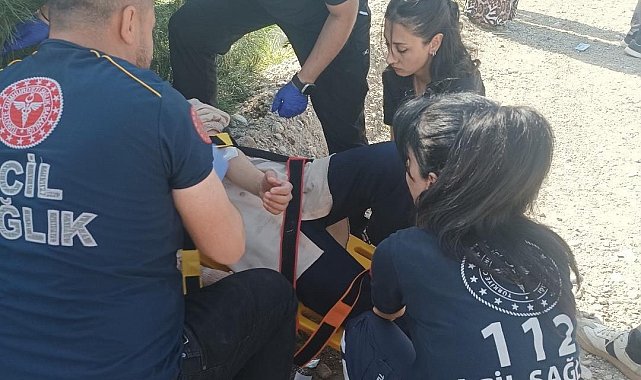 Takla atan otomobildeki 2 kişi yaralandı