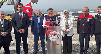 Tarım ve Orman Bakanı Yumaklı'dan Gönen Sera OSB'ye ziyaret