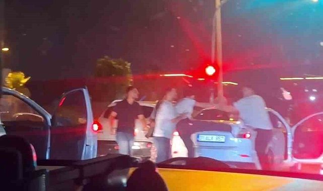 Tartıştıkları sürücüye araçtan inerek saldıran 3 kişiye 540 bin TL ceza