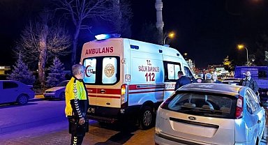 Tavşanlı'da motosiklet yayaya çarptı: 2 yaralı