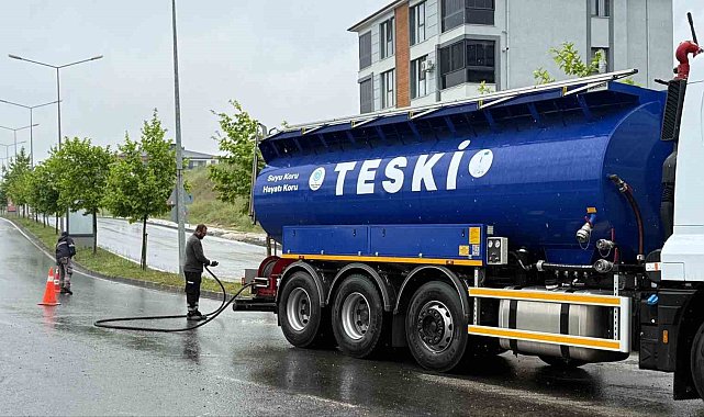 Tekirdağ'da sağanak etkili oldu, ekipler teyakkuza geçti