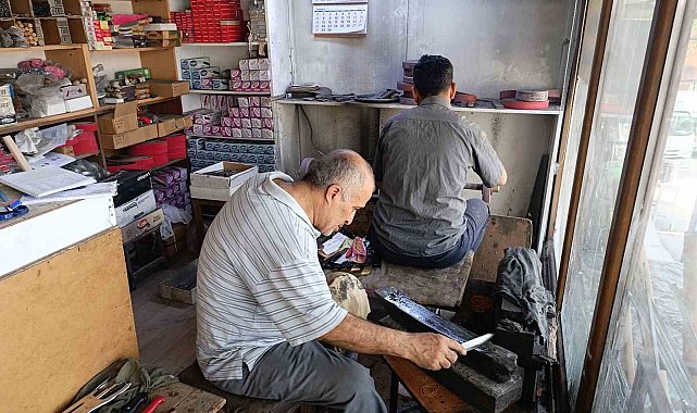 Tescilli Kahramanmaraş bıçakları bayrama hazırlanıyor