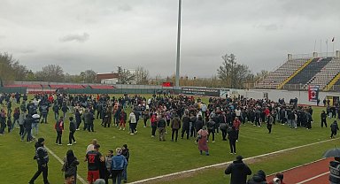 TKİ Tavşanlı Linyitspor ve Tepecikspor 3. Lig yolunda