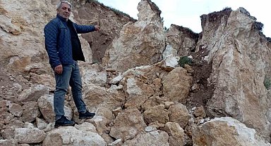 Tokat'ta köy girişindeki heyelan korkuttu
