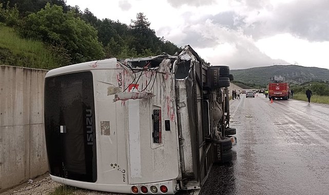 Tokat'ta minibüs devrildi: 4 yaralı