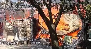 Tokat'ta müştemilatta çıkan yangın, çevre evlere sıçramadan söndürüldü