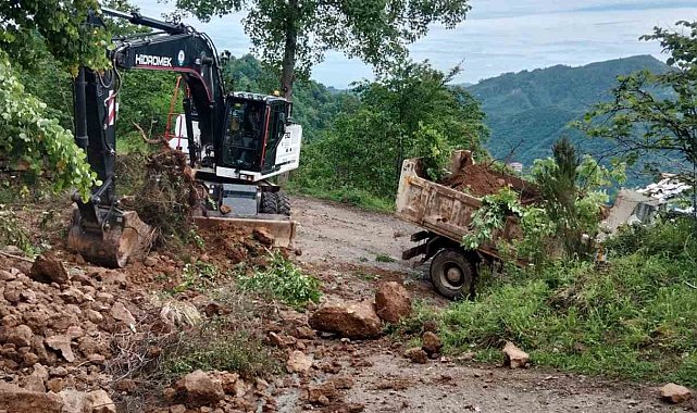 Trabzon'da ekiplerin sel ve heyelan seferberliği