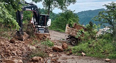 Trabzon'da ekiplerin sel ve heyelan seferberliği
