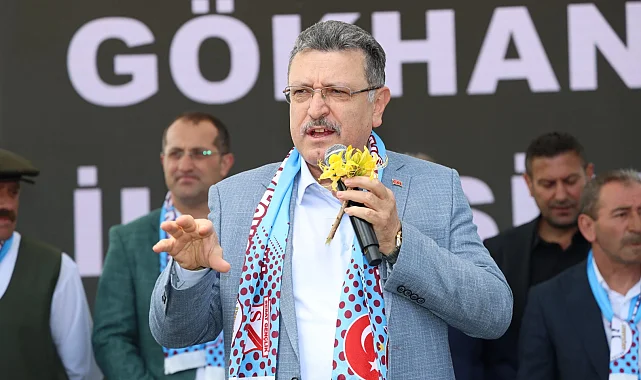 Trabzon'da Başkan Genç'ten şenlikte yol müjdesi