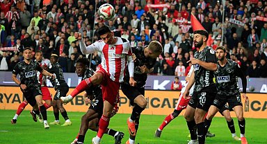 Trendyol Süper Lig: Antalyaspor: 0 - Corendon Alanyaspor: 0
