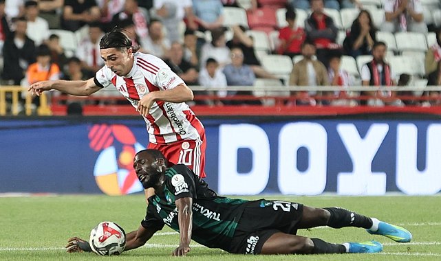 Trendyol Süper Lig: Antalyaspor: 0 - Kocaelispor: 0