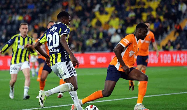 Trendyol Süper Lig: Fenerbahçe: 3 - RAMS Başakşehir: 1