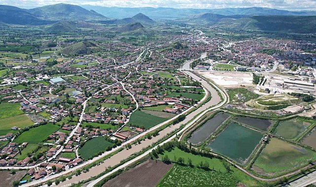 Turhal'da taşkın alarmı nedeniyle okullar 3 gün tatil edildi