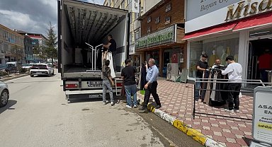 Turhal'da taşkın riskine karşı esnaf kepenk kapattı