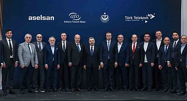 Türk Telekom CEO'su Şahin: "Yerli ve milli haberleşme cihazı üretimi kırmızı çizgimizdir"