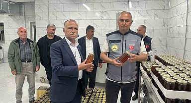 Türkiye Arı Yetiştiricileri Merkez Birliği Genel Başkanı Demir: "Ani hava değişimleri arılarımızda ciddi hastalıklara neden oluyor"