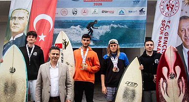 Türkiye Dalga Sörfü Şampiyonası Samandağ'da tamamlandı