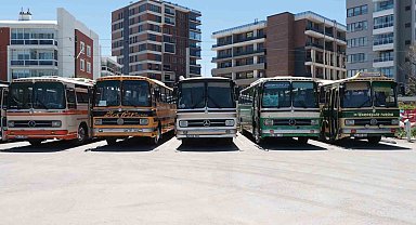 Türkiye'nin dört bir yanından gelen klasik otobüsler Eskişehir'de buluştu