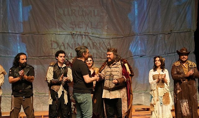 Uluslararası Tiyatro Festivali Denizli'ye sanat rüzgarı estirdi