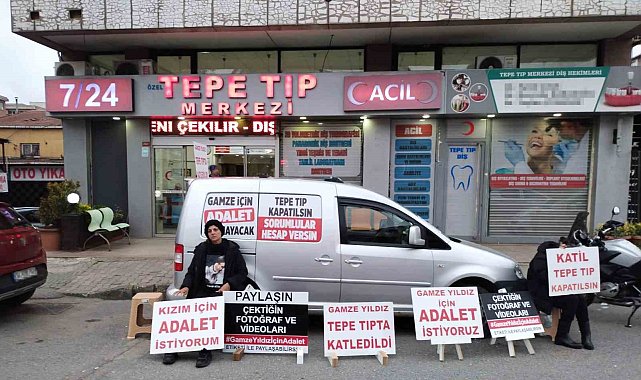 Ümraniye'de takılan serum sonrası hayatını kaybeden genç kızın ailesinden tıp merkezi önünde eylem