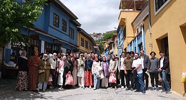Üniversite öğrencilerinden Buldan'a kültür çıkarması