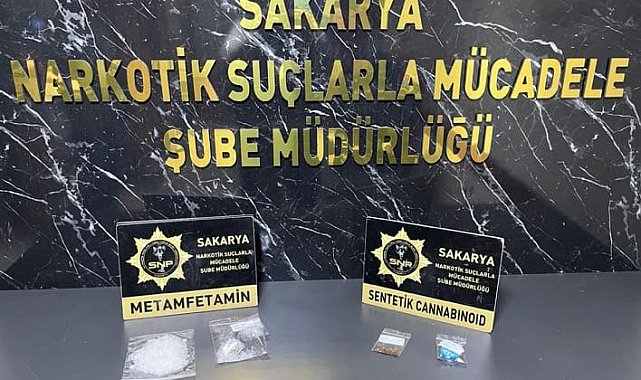 Uyuşturucu sevkiyatı otoyol gişesinde engellendi: 2 tutuklama