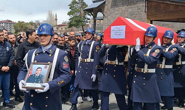 Uzman Çavuş Emrah Türkoğlu, son yolculuğuna uğurlandı