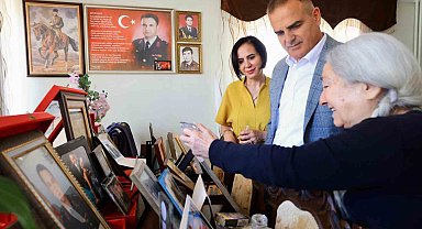 Vali Akbıyık şehit Binbaşı Kıvanç Cesur'un ailesini ziyaret etti