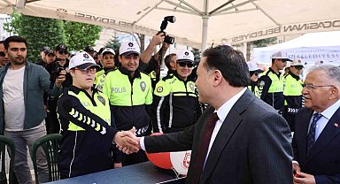 Vali Çiçek: "Ölümlü trafik kazalarında yüzde 60'lık bir düşüş var"