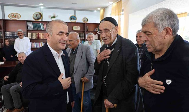 Vali Hatipoğlu, huzurevi sakinleriyle bir araya geldi