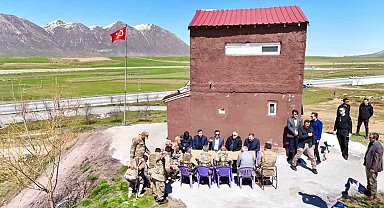 Vali Karakaya'dan güvenlik noktası ve hayvan bakımevine ziyaret