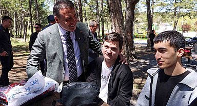 Vali Sözer, YKS öncesi öğrencilerle buluştu