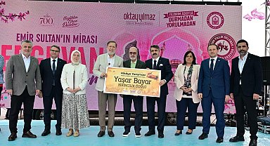 Yaşar Bayar'a birincilik ödülü
