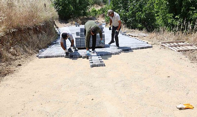 Yazırlı'da yollar yenileniyor