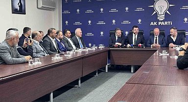 Yeniden Refah Partisi'nden istifa eden 4 meclis üyesi AK Parti'ye geçti