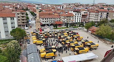 Yerköy'de biçerdöverler festival havasında uğurlandı