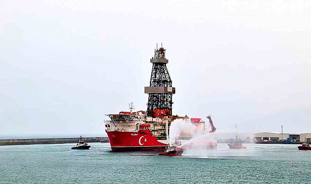 Yıldırım Derin Deniz Sondaj Gemisi ilk görevi için Karadeniz'de