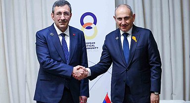 Yılmaz: "Ermenistan ile Ani Köprüsü'nün ortak restorasyonu konusunda anlaşma imzalandı"