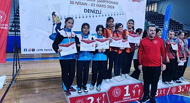 Yunus Emre Ortaokulu 'Floor Curling'de önemli başarı