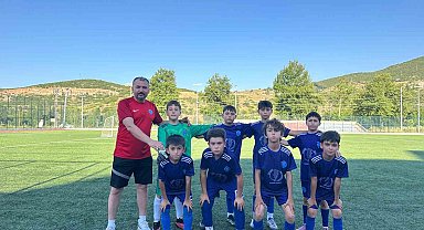 1299 Bilecikspor Kulübü, gol oldu yağdı