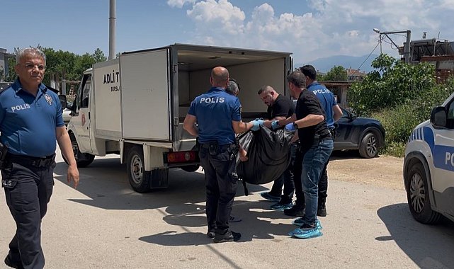 'Boşanmak istiyorum' dedi 10 yaşındaki çocuğunun yanında defalarca bıçaklanarak öldürüldü