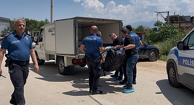 'Boşanmak istiyorum' dedi 10 yaşındaki çocuğunun yanında defalarca bıçaklanarak öldürüldü